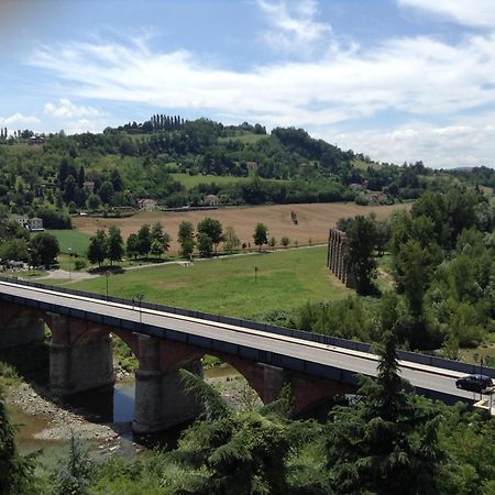 Appartamento Lella Con Meravigliosa Vista Vicino Alle Terme Acqui Terme Habitación foto